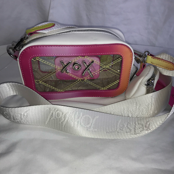 Betsey Johnson Clear XOX Erin Camera Bag Style with Guitar Strap and Pouch NWT - Picture 1 of 5